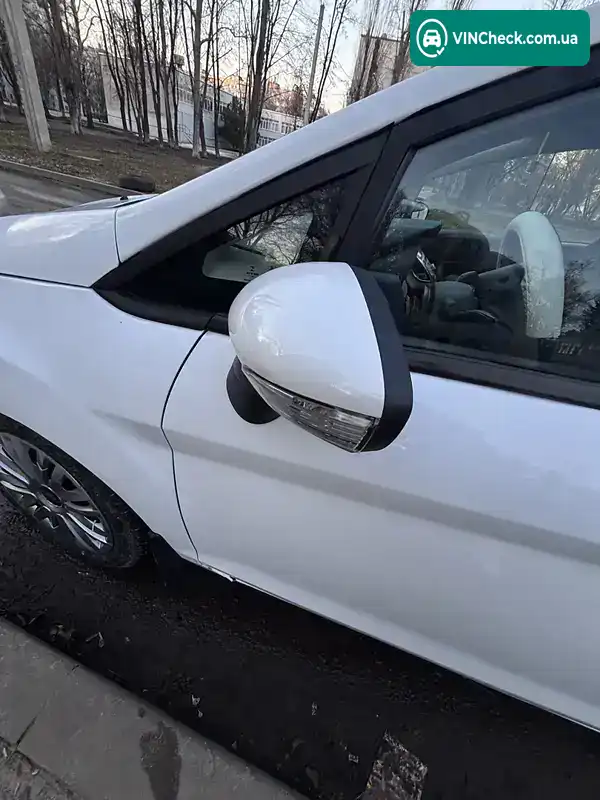 Ford Fiesta 2019, фото з оголошення 2 з 20, VIN 3FADP4BJ7KM133029