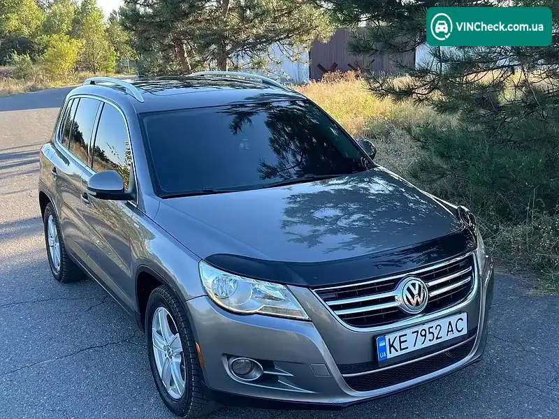 Volkswagen Tiguan 2010, фото з оголошення 1 з 19, VIN WVGBV7AX2AW536327