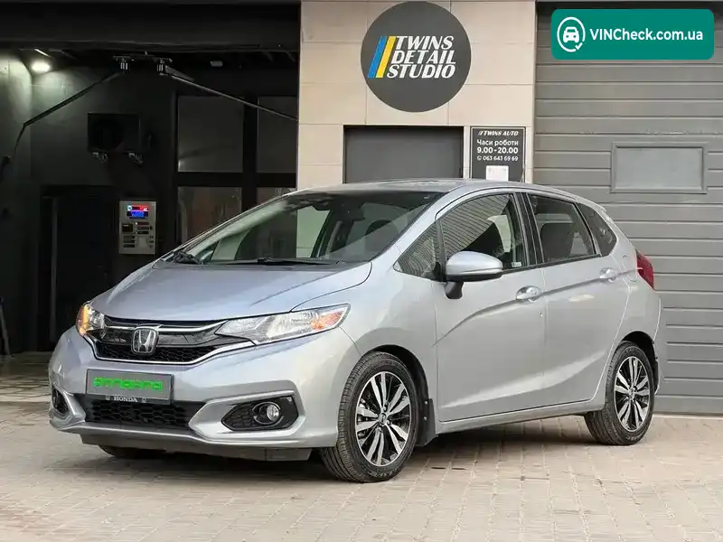 Honda Fit 2019, фото з оголошення 2 з 19, VIN 3HGGK5H84KM720256