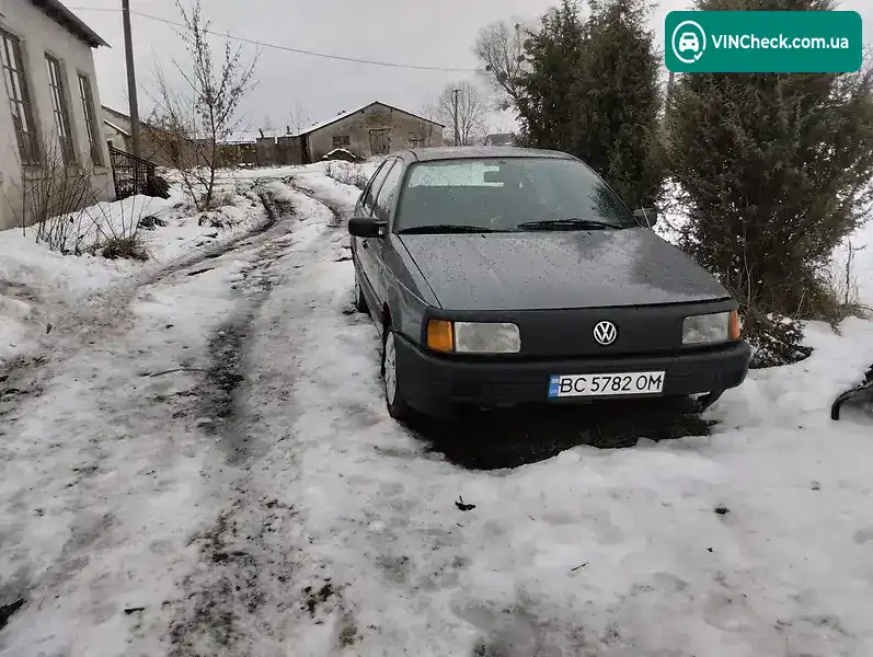 Volkswagen Passat 1990, фото з оголошення 1 з 7, VIN WVWZZZ31ZLB135201