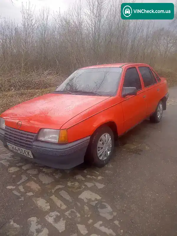 Opel Kadett 1987, фото з оголошення 1 з 11, VIN W0L000039H2601041