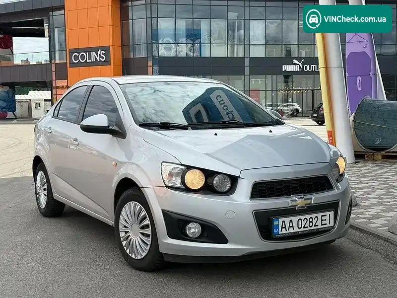 Chevrolet Aveo 2013, фото з оголошення 1 з 10, VIN KL1TF69EJDB108210