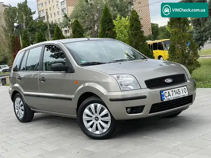 Ford Fusion 2003, фото з оголошення 2 з 20, VIN WF0UXXGAJU3C16038