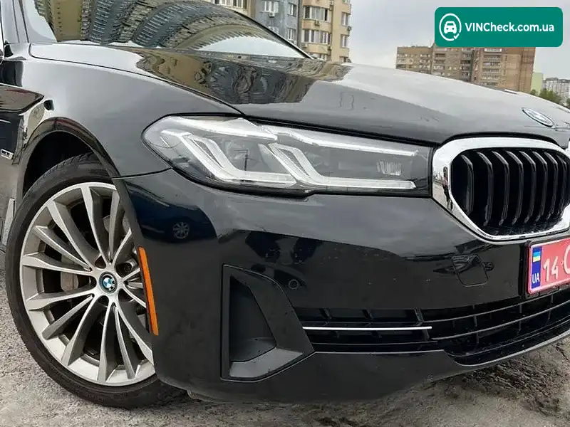 BMW 5 Series 2022, фото з оголошення 2 з 19, VIN WBA13AG03PCM16489