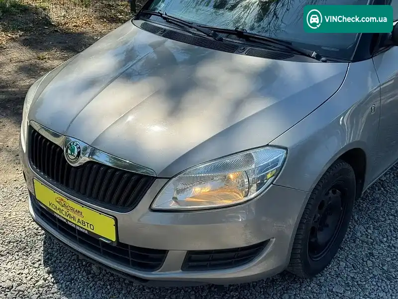 Skoda Fabia 2012, фото з оголошення 2 з 20, VIN TMBJC25J3C3174480