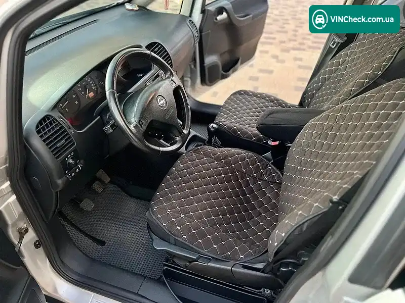 Opel Zafira 2002, фото з оголошення 2 з 16, VIN W0L0TGF7532083012
