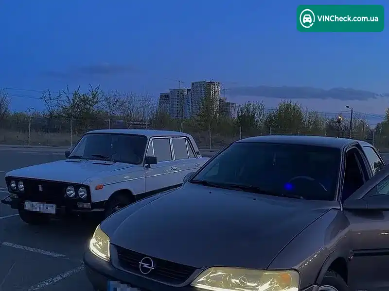 Opel Vectra 1998, фото з оголошення 1 з 7, VIN W0L0JBF19W1070981
