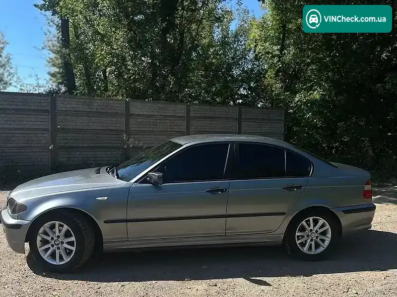 BMW 3 Series 2003, фото з оголошення 2 з 9, VIN WBAAY71050CJ74694