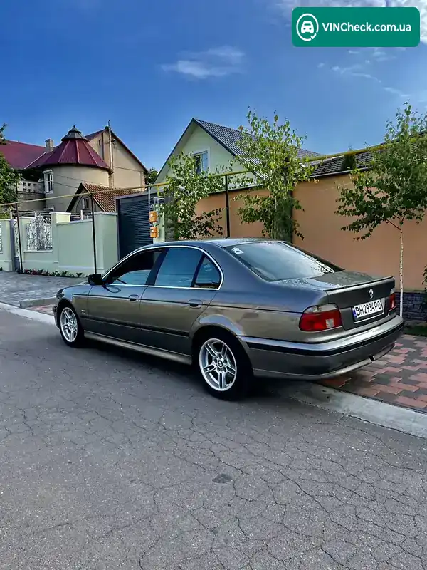 BMW 5 Series 1998, фото з оголошення 2 з 11, VIN WBADF81050BT07145