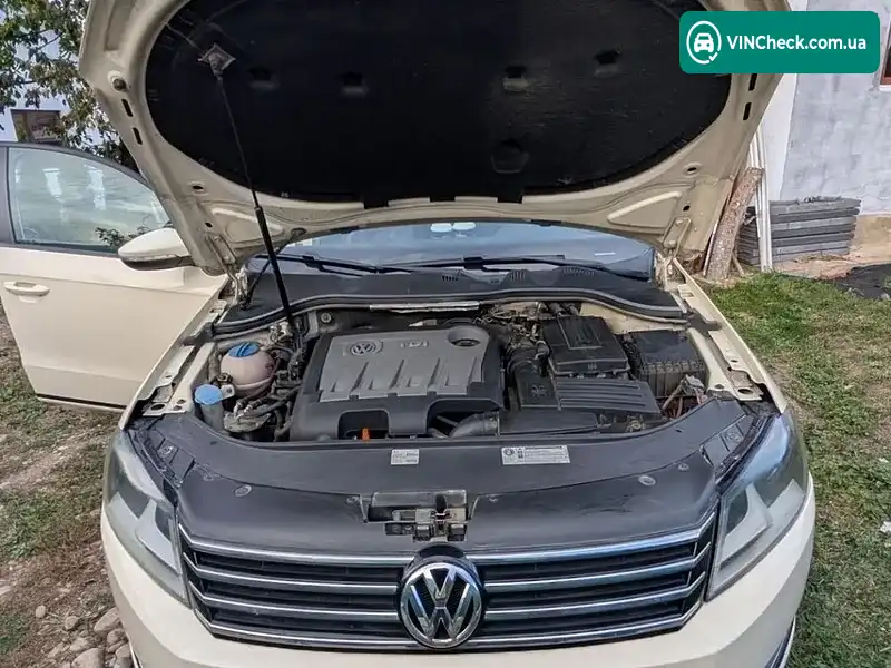 Volkswagen Passat 2011, фото з оголошення 2 з 14, VIN WVWZZZ3CZCE012540