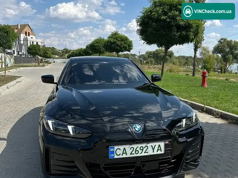 BMW i4 2023, фото з оголошення 1 з 20, VIN WBY71AW050FP95678