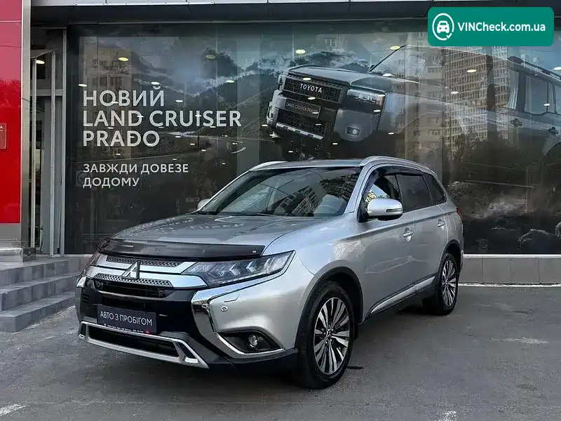 Mitsubishi Outlander 2018, фото з оголошення 1 з 20, VIN JMBXTGF3WKJ000187