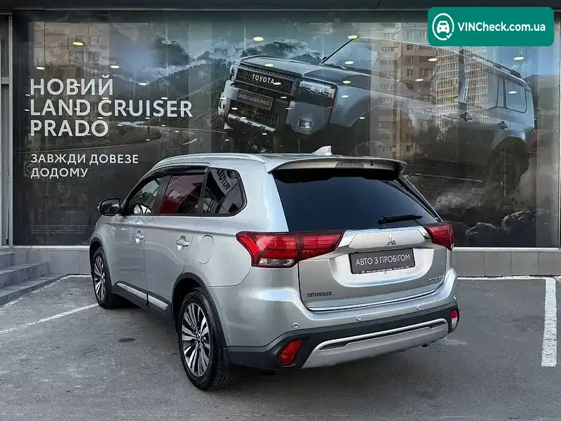 Mitsubishi Outlander 2018, фото з оголошення 2 з 20, VIN JMBXTGF3WKJ000187