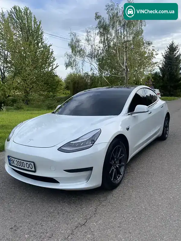 Tesla Model 3 2019, фото з оголошення 1 з 20, VIN 5YJ3E1EA5KF425238