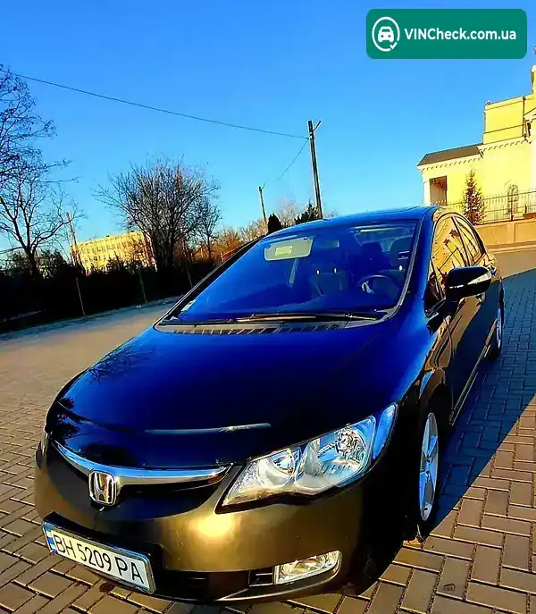 Honda Civic 2006, фото з оголошення 1 з 8, VIN JHMFD15706S202201