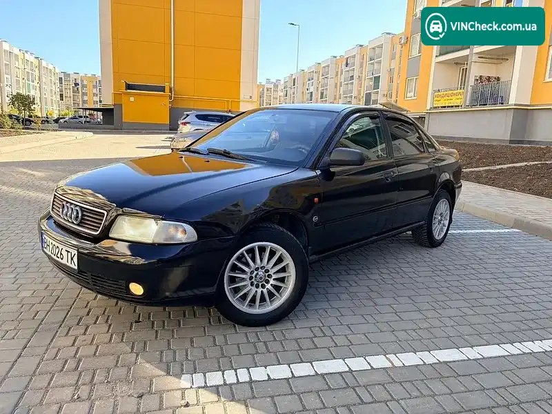 Audi A4 1996, фото з оголошення 2 з 13, VIN WAUZZZ8DZTA127376