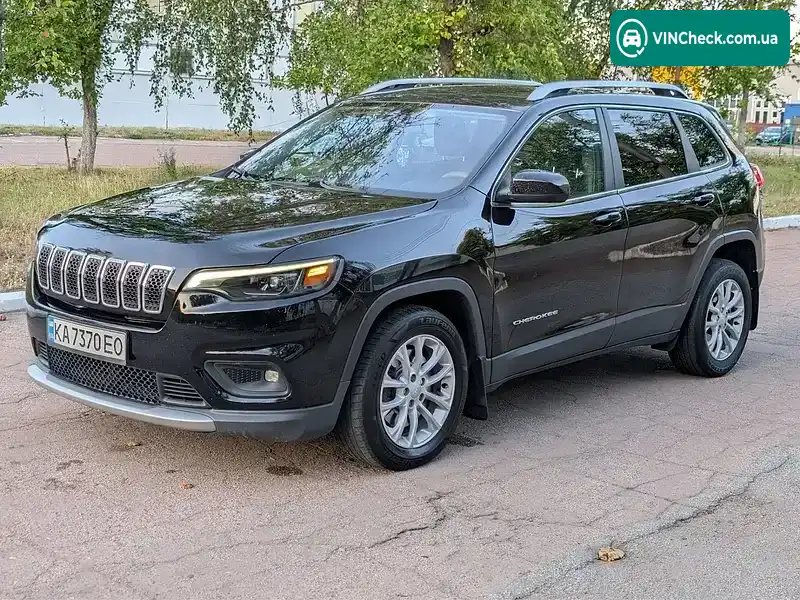 Jeep Cherokee 2019, фото з оголошення 1 з 11, VIN 1C4PJLCB1KD428052