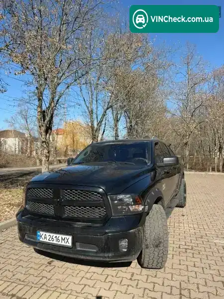 Ram 1500 2021, фото з оголошення 1 з 14, VIN 1C6RR7TT9MS521974