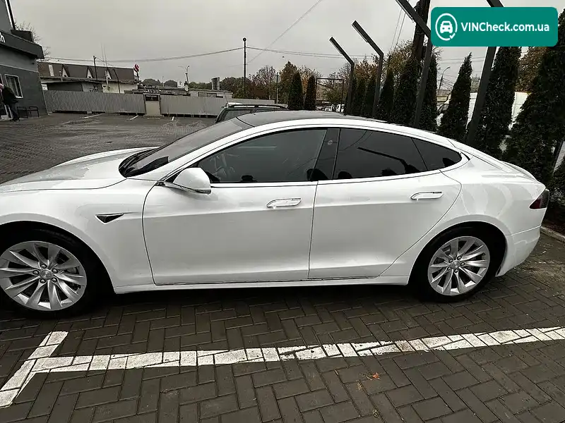 Tesla Model S 2018, фото з оголошення 2 з 13, VIN 5YJSA7E21JF283200