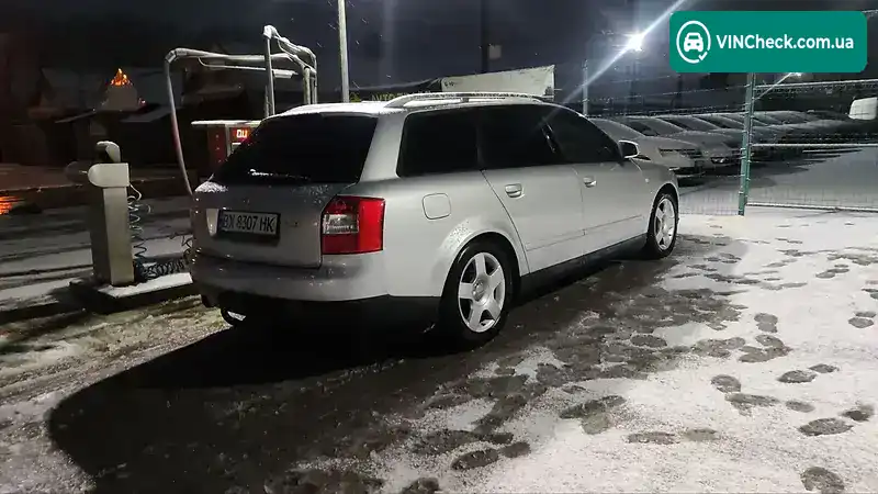 Audi A4 2002, фото з оголошення 1 з 11, VIN WAUZZZ8E33A002855