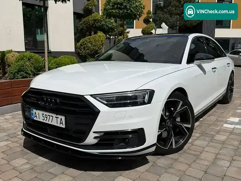 Audi A8 2018, фото з оголошення 2 з 20, VIN WAU8DAF8XKN008782