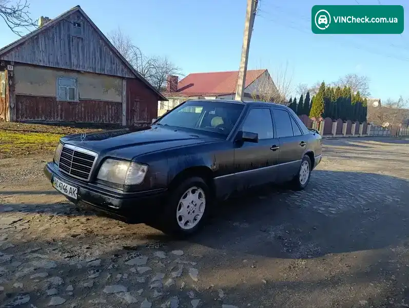 Mercedes-Benz E-Class 1995, фото з оголошення 2 з 9, VIN WDB12312010255348