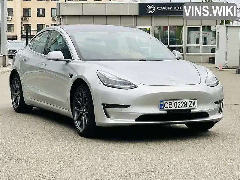 Tesla Model 3 2018, фото з оголошення 1 з 19, VIN 5YJ3E1EAXJF004128