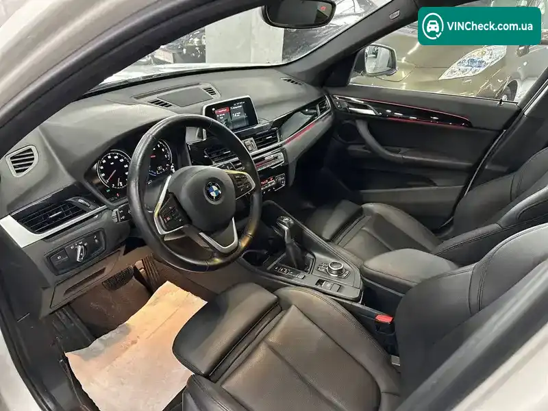 BMW X1 2019, фото з оголошення 2 з 13, VIN WBXHU7C58K5L11997