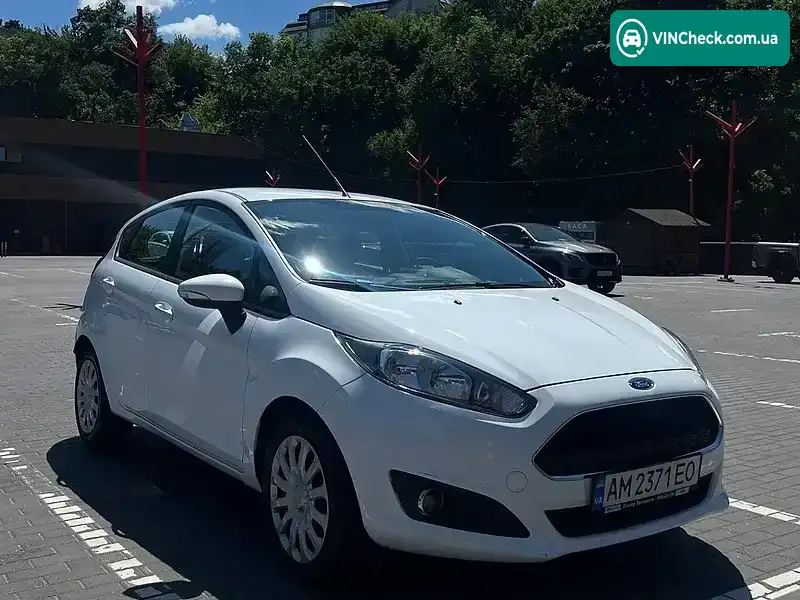 Ford Fiesta 2016, фото з оголошення 2 з 8, VIN WF0DXXGAKDGA04213