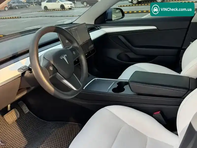Tesla Model 3 2021, фото з оголошення 2 з 20, VIN 5YJ3E1EB1NF119862