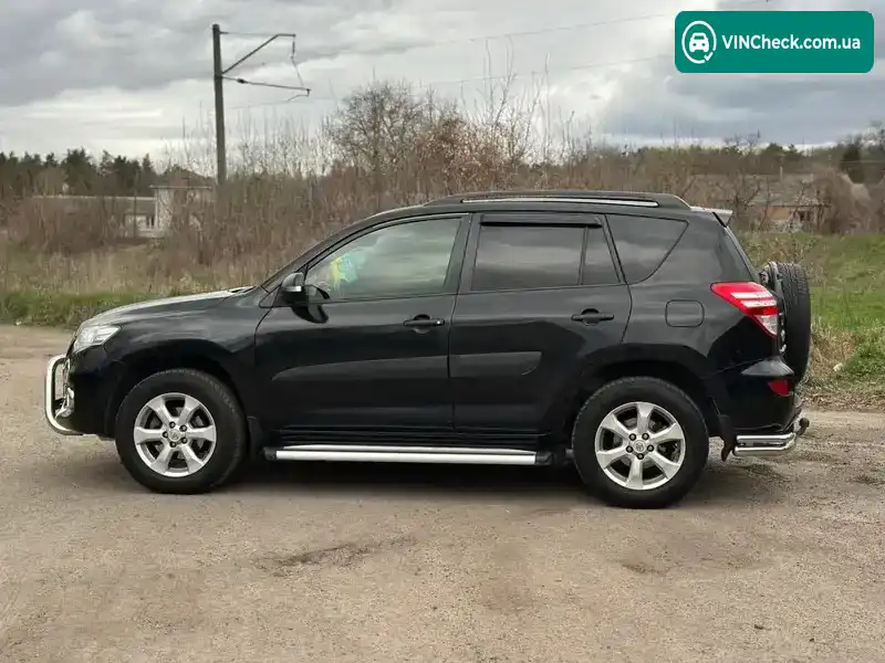 Toyota RAV4 2010, фото з оголошення 2 з 14, VIN JTMBE31VX0D019153