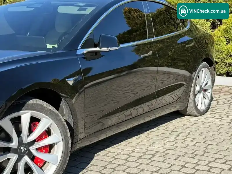 Tesla Model 3 2019, фото з оголошення 2 з 21, VIN 5YJ3E1EA8KF327742