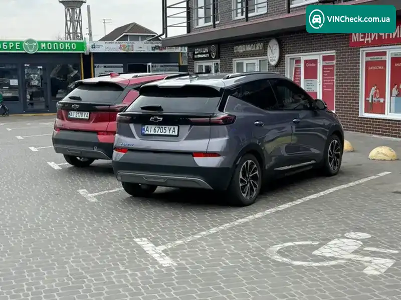 Chevrolet Bolt EUV 2023, фото з оголошення 2 з 21, VIN 1G1FZ6S02P4161025
