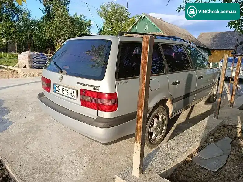 Volkswagen Passat 1996, фото з оголошення 1 з 17, VIN WVWZZZ3AZTE231272