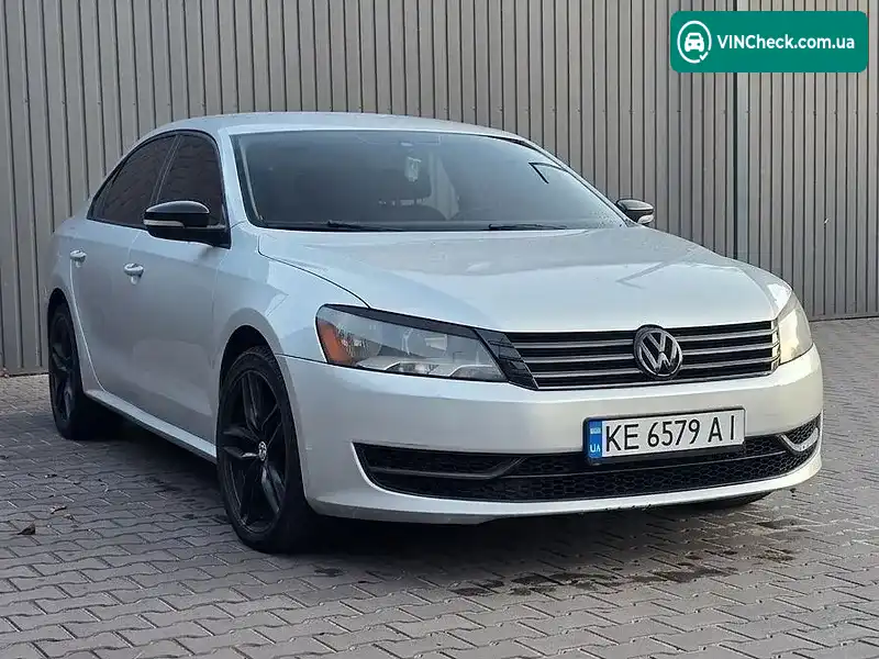 Volkswagen Passat 2014, фото з оголошення 1 з 9, VIN 1VWAT7A34FC004800