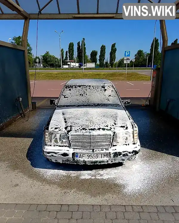 Mercedes-Benz E-Class 1995, фото з оголошення 2 з 13, VIN WDB1240321J079872