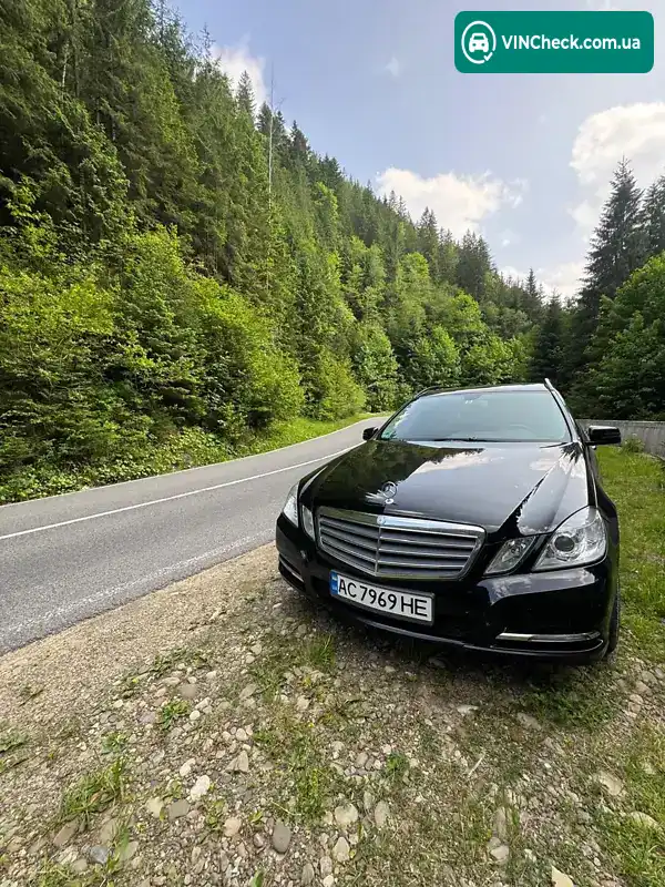 Mercedes-Benz E-Class 2010, фото з оголошення 2 з 17, VIN WDD2122051A308419