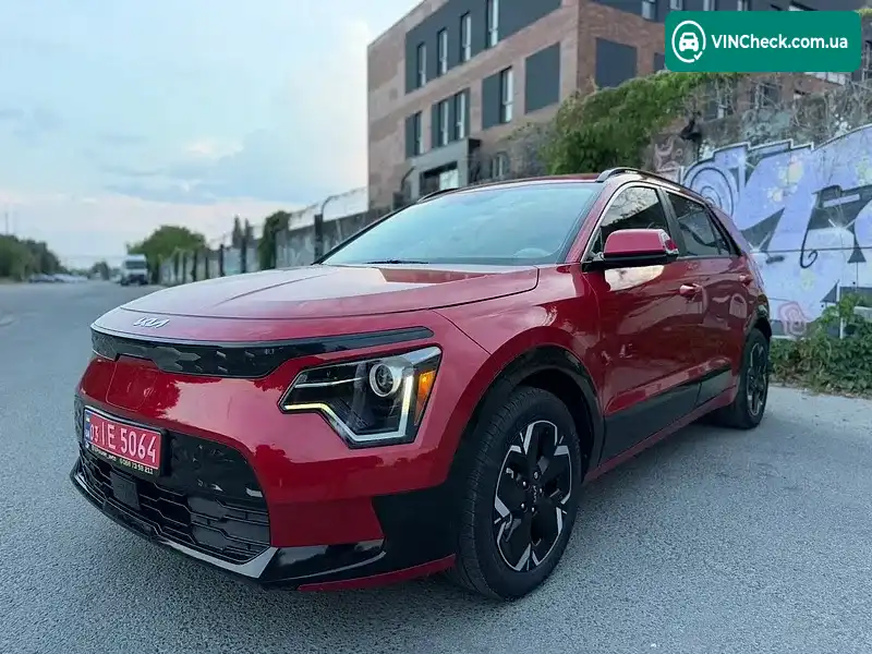 Kia Niro 2023, фото з оголошення 1 з 20, VIN KNDCR3L15P5016863