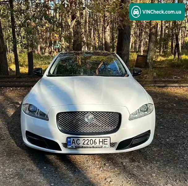 Jaguar XJ 2011, фото з оголошення 1 з 20, VIN SAJAA1221CNV27379