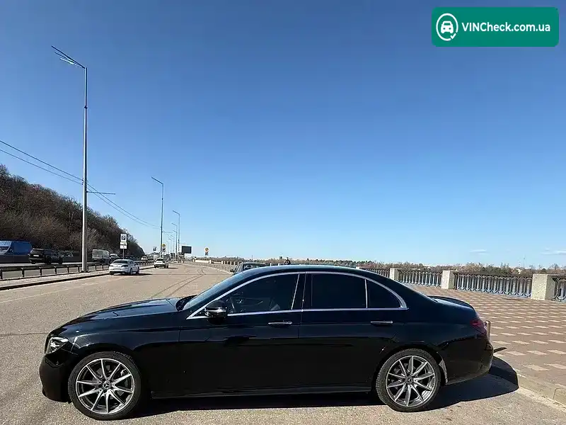 Mercedes-Benz E-Class 2023, фото з оголошення 2 з 7, VIN W1KZF0FB4PB148297