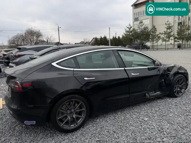 Tesla Model 3 2019, фото з оголошення 1 з 11, VIN 5YJ3E1EAXJF173050