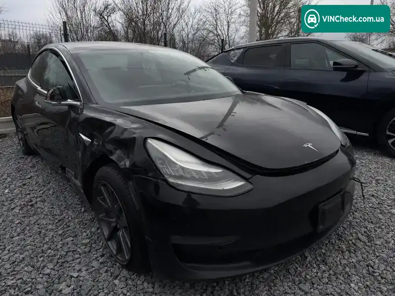 Tesla Model 3 2019, фото з оголошення 2 з 11, VIN 5YJ3E1EAXJF173050