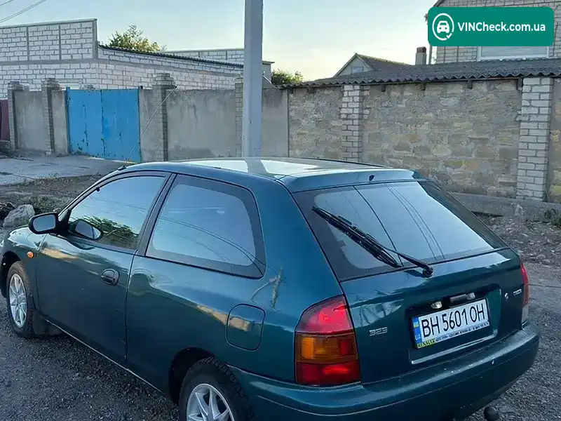 Mazda 323 1997, фото з оголошення 2 з 7, VIN JMZBA153200595037