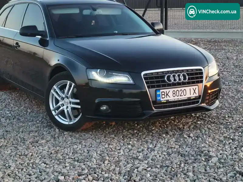 Audi A4 2010, фото з оголошення 1 з 13, VIN WAUZZZ8K8BA093481