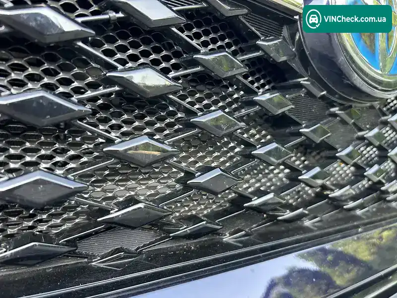 Toyota RAV4 2021, фото з оголошення 2 з 18, VIN JTMAB3FV2MD044082