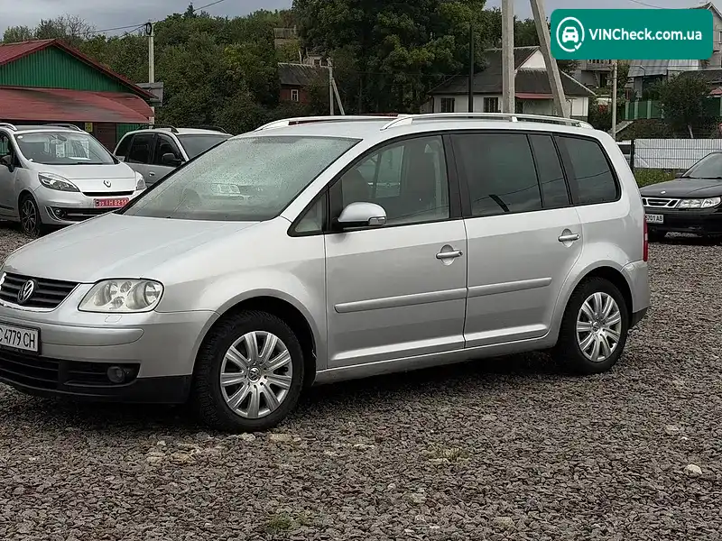 Volkswagen Touran 2004, фото з оголошення 1 з 14, VIN WVGZZZ1TZ4W174722