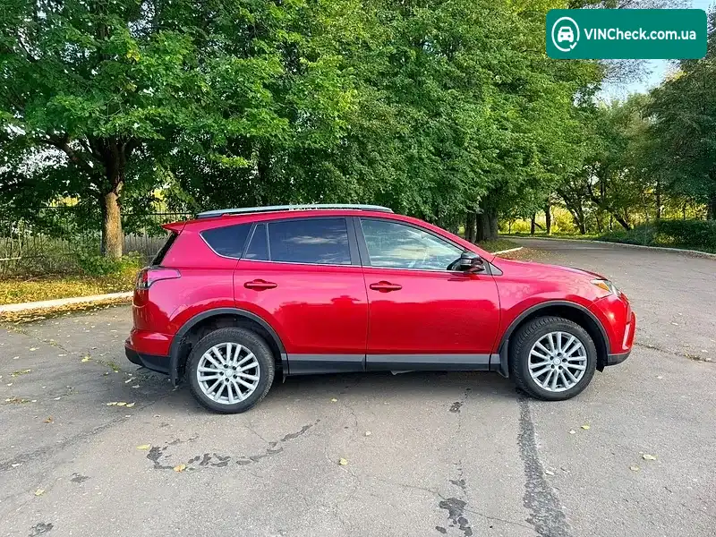 Toyota RAV4 2016, фото з оголошення 2 з 16, VIN JTMZFREVXGJ074576