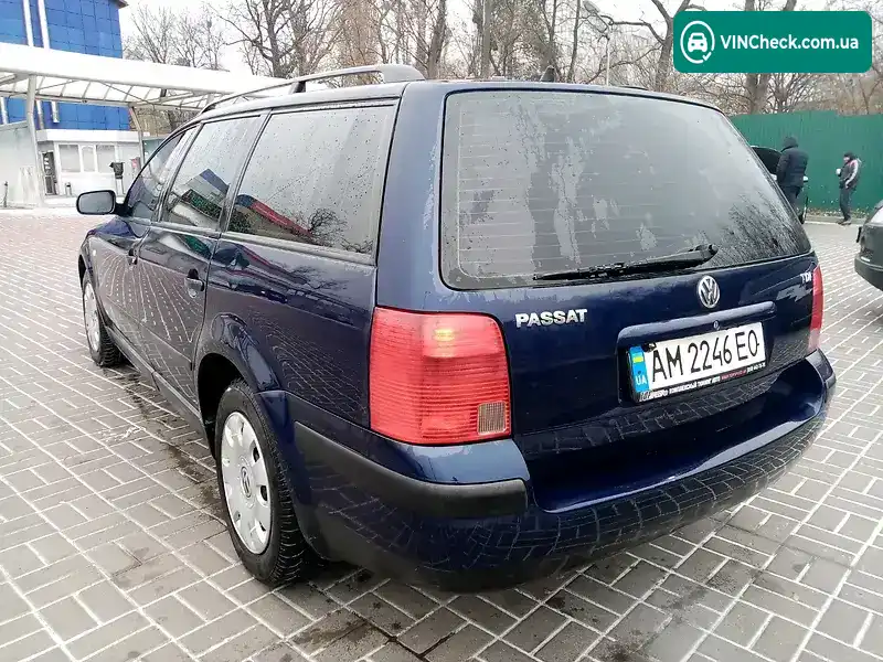 Volkswagen Passat 2000, фото з оголошення 1 з 10, VIN WVWZZZ3BZYE478632
