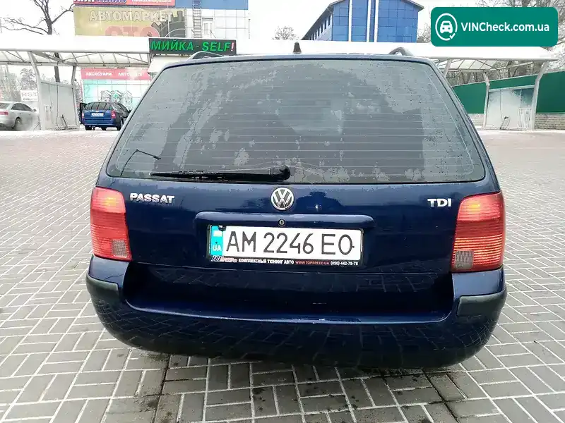 Volkswagen Passat 2000, фото з оголошення 2 з 10, VIN WVWZZZ3BZYE478632