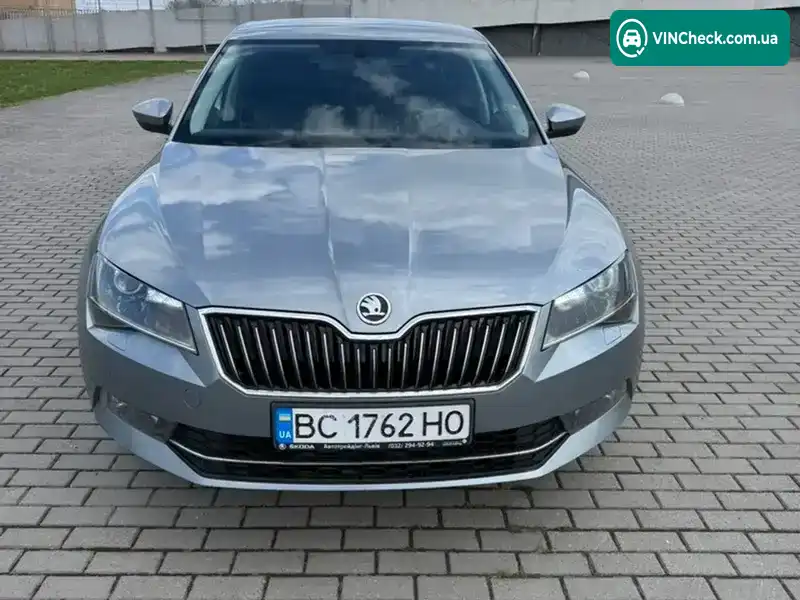 Skoda Superb 2019, фото з оголошення 1 з 17, VIN TMBAL8NP6KB300181